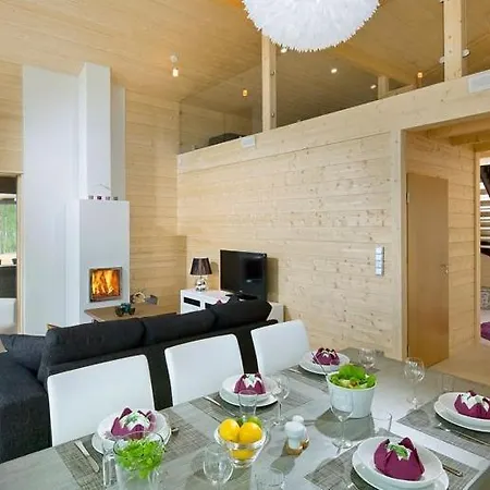 Lodge Naava